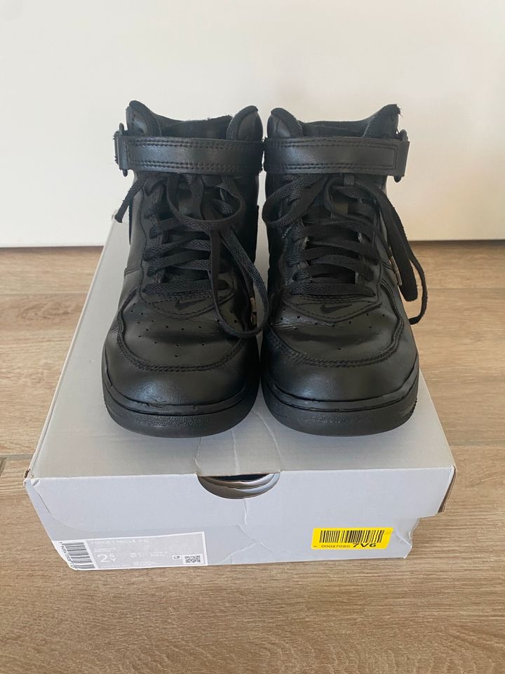 +++ Nike Air Force 1 Mid Schwarz in Größe 34 in Achim