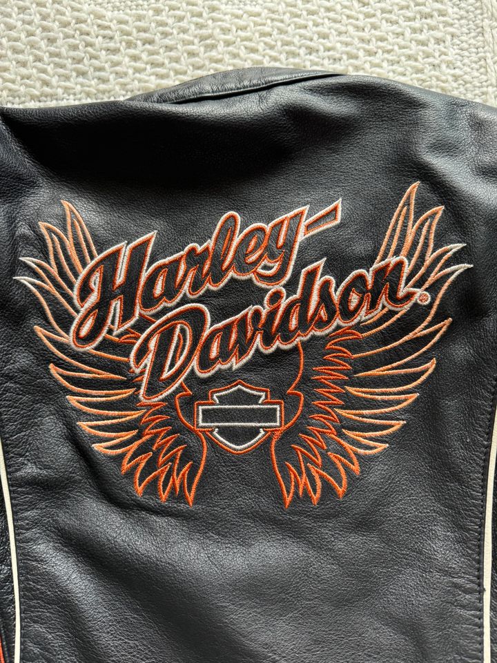 Damen Lederjacke mit Harley Davidson Flügeln 98019-12VW, Größe L in Alsfeld