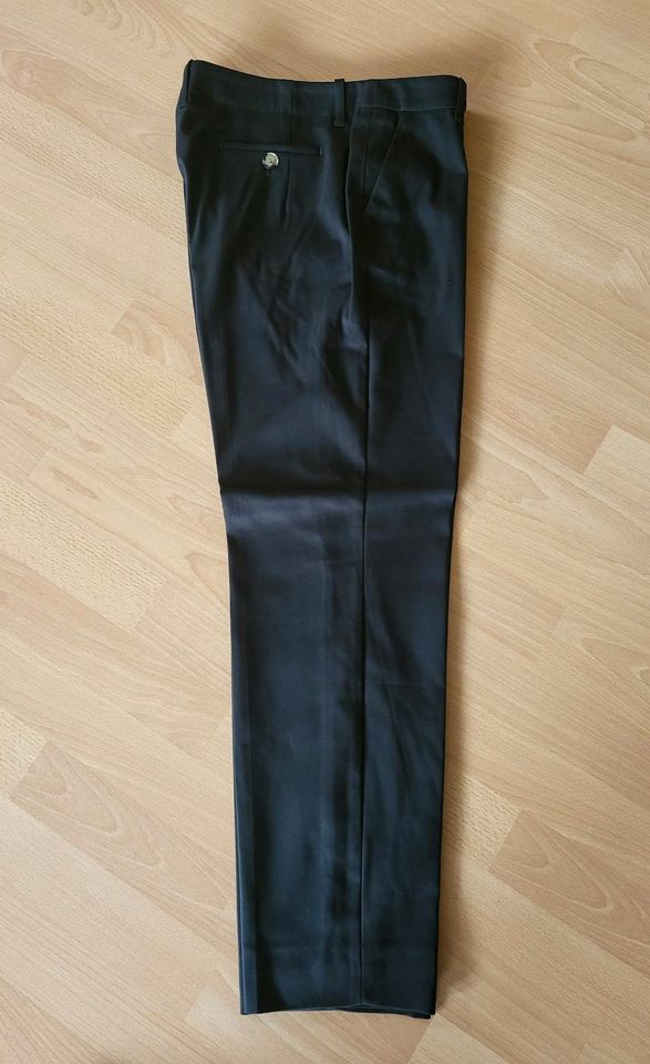 Joop/Boss Damenhosen im Business Casual Look Gr. 40 in Rheinberg