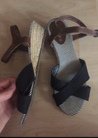 Blau braune Kork Sandalen / Damen Schuhe / Schuhe mit Absatz / 38 Bayern - Neusäß Vorschau