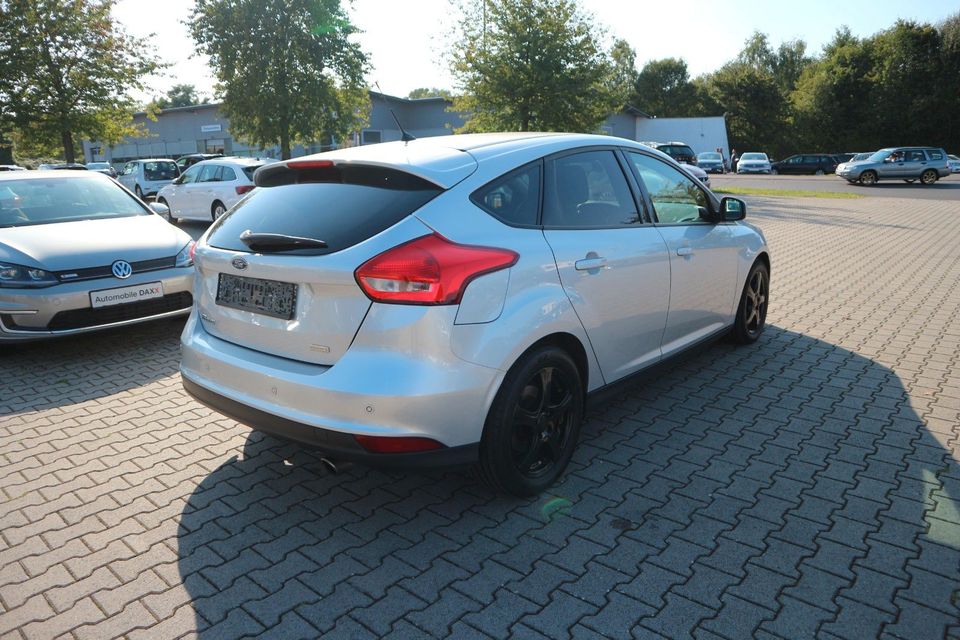 Ford Focus 1.5 EcoBoost Lim. Business*Navi*HU/AU neu* in Bendorf