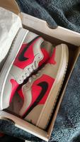 Jordan 1 Retro Low Light Eisenerz Sirene Rot (Damen) Essen - Altenessen Vorschau