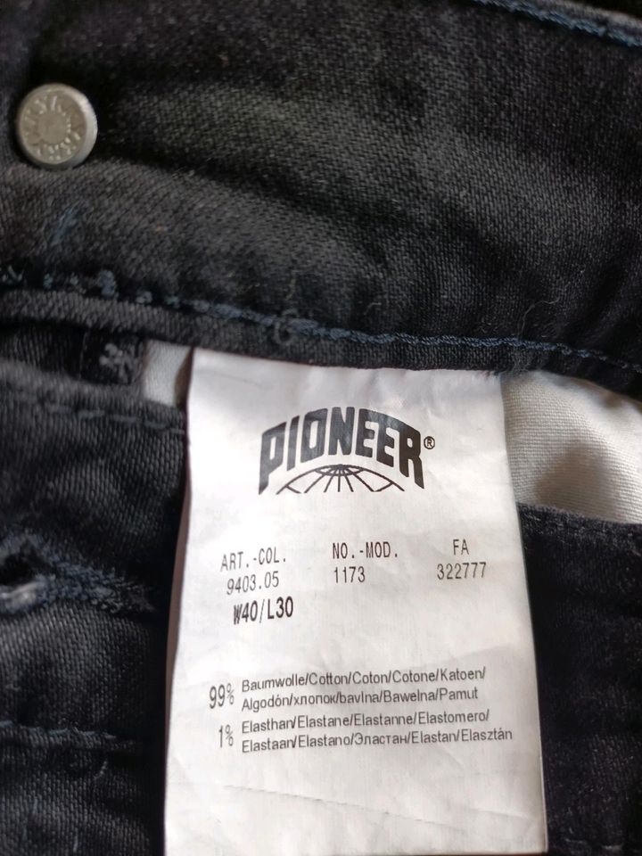 Herren Jeans Pioneer W40/L30 in Cuxhaven
