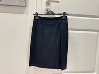 Hugo Boss Satin Bleistiftrock Business Rock knielang s 36 schwarz Bayern - Bamberg Vorschau