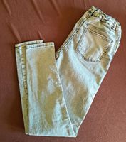 Graue Jeans Größe 158 Hessen - Rosbach (v d Höhe) Vorschau