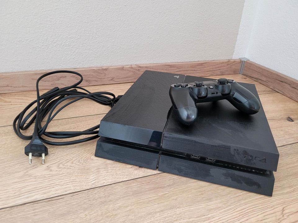 Playstation 4 500gb in Ebsdorfergrund