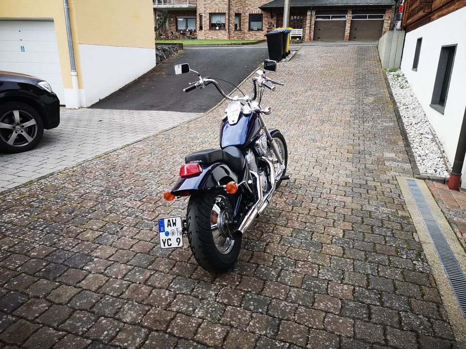 Honda VT600 Shadow in Weibern