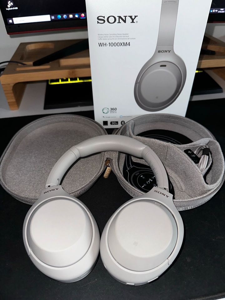 Sony WH-1000XM4 OverEar Kopfhörer Bluetooth in Halle (Westfalen)