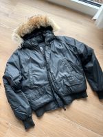 Canada Goose Yukon Bomber wie Chilliwack) Black Label Größe XL Brandenburg - Beelitz Vorschau