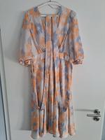 Midikleid mit Bindegürtel 42-44 Rheinland-Pfalz - Waldalgesheim Vorschau