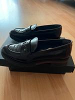 Leder Schuhe von Tommy Hilfiger, Monogramm Loafers Hannover - Vahrenwald-List Vorschau
