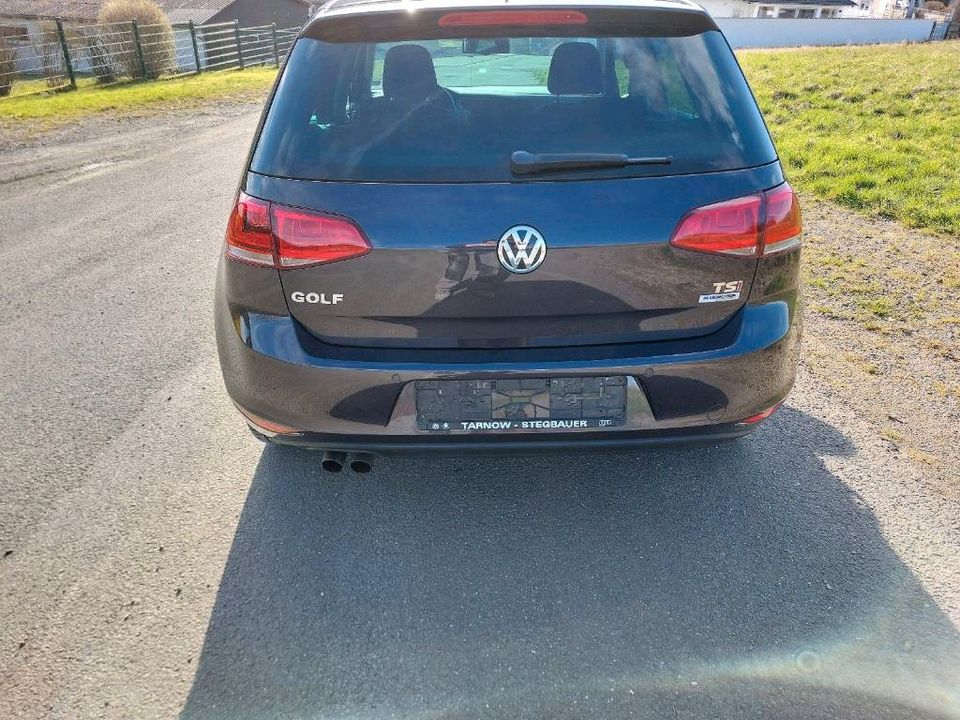 VW Golf VII Lounge 1.4 TSI **ACC**Standheizung**Xenon** in Aßlar