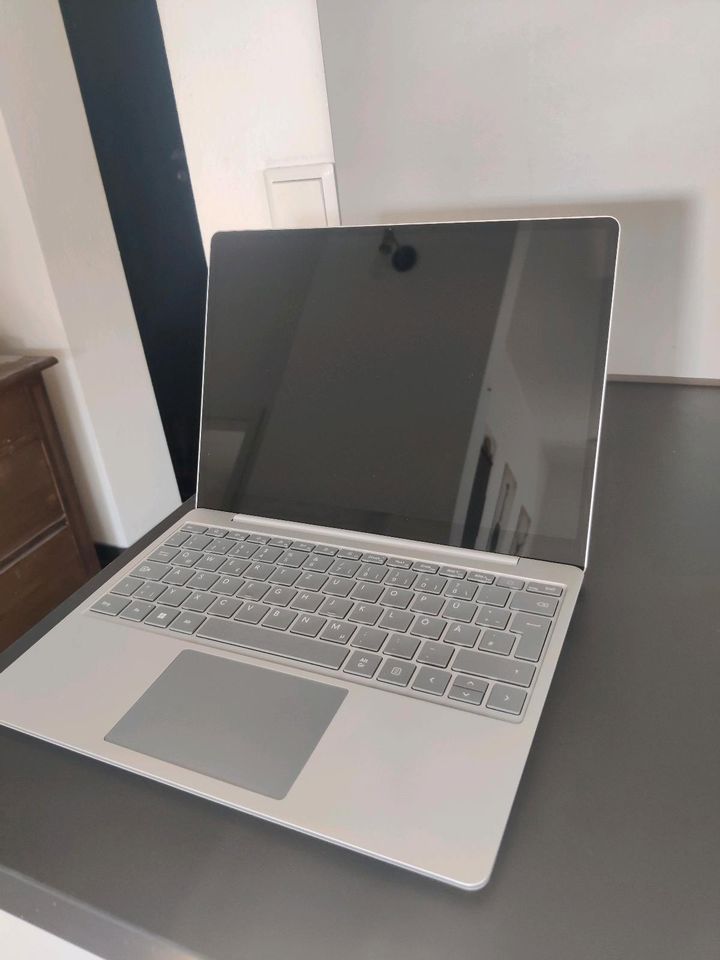 MICROSOFT Surface Laptop Go 3, Notebook, mit 12,45 Zoll Display in Merklingen