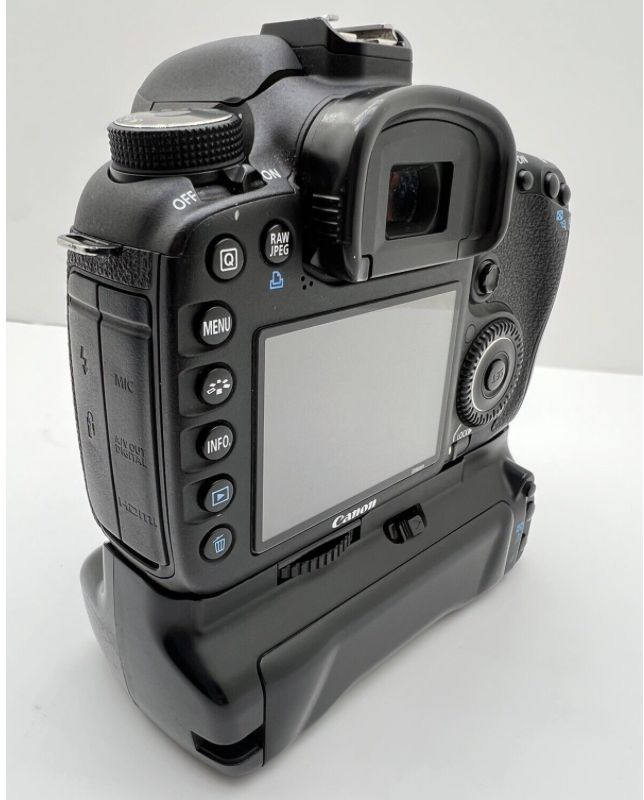 Canon EOS 7D - MK I - Foto Video DSLR Kamera Camera 18MP in Berlin