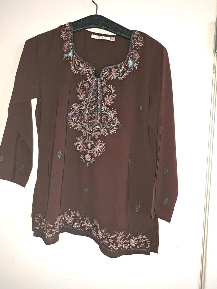 Neue Bluse mit Stickerei aus Indien, indische Tunika in Hamburg