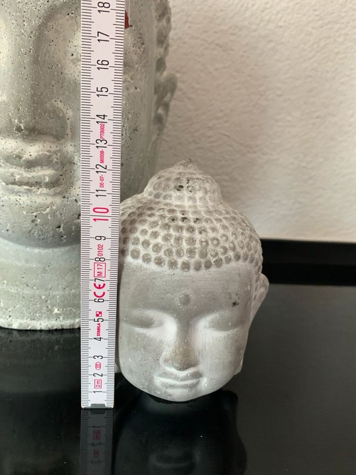 Buddha Set schwere Qualität in Schwalbach