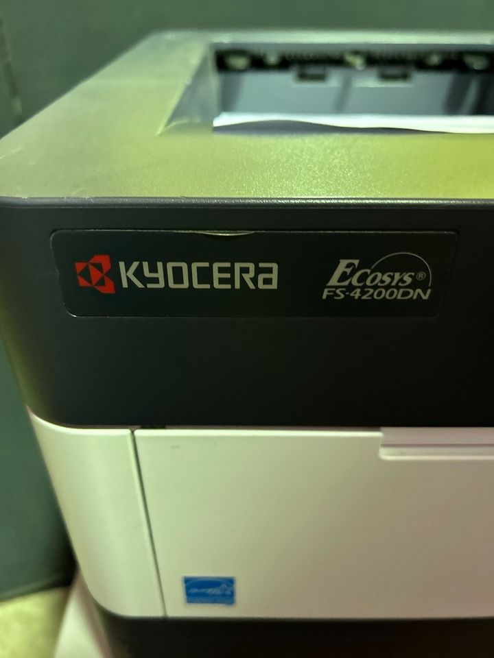 Kyocera ECOSYS FS-4200DN Laserdrucker S/W nur 15030 Seiten Top in Saarbrücken