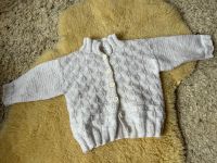 Kuschelweiche Wolljacke * 62/68 * weiß Friedrichshain-Kreuzberg - Kreuzberg Vorschau