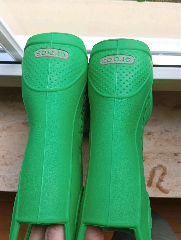 Gummistiefel Crocs grün in Spaichingen