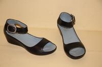 Sandalen CARLA CARDI Gr. 39 echtes Leder schwarz Neuwertig Niedersachsen - Jork Vorschau
