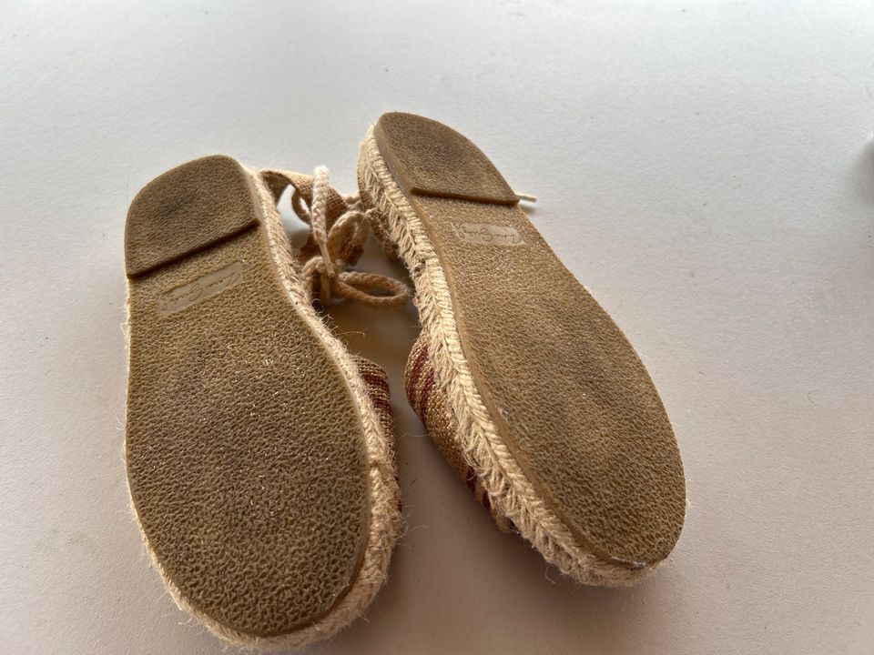 Zara Sommersandalen, Größe 33 in Wolnzach