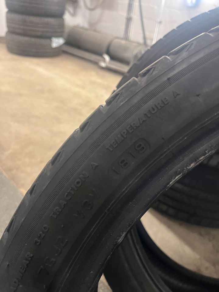 4x Bridgestone 225 40 R19 225/40 R19 in Werther (Westfalen)