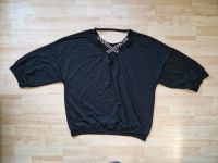 Schöner Pulli Pullover Schwarz Shirt mit weißen Perlen 46 48 Bayern - Rattelsdorf Vorschau