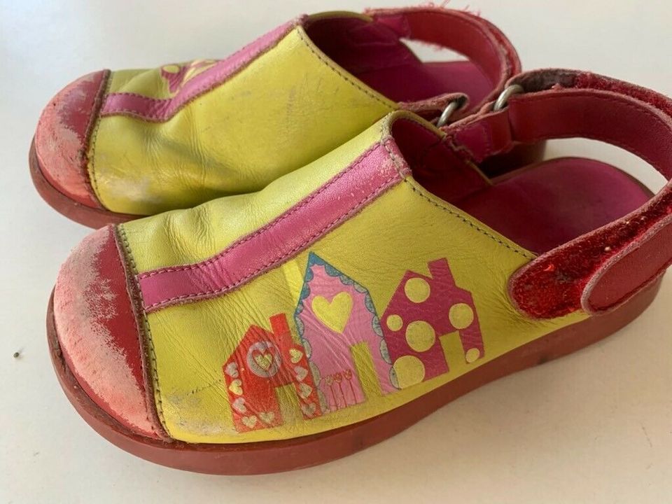 Agatha Ruiz de la Prada Ballarina Clogs Gr. 29 in Germering