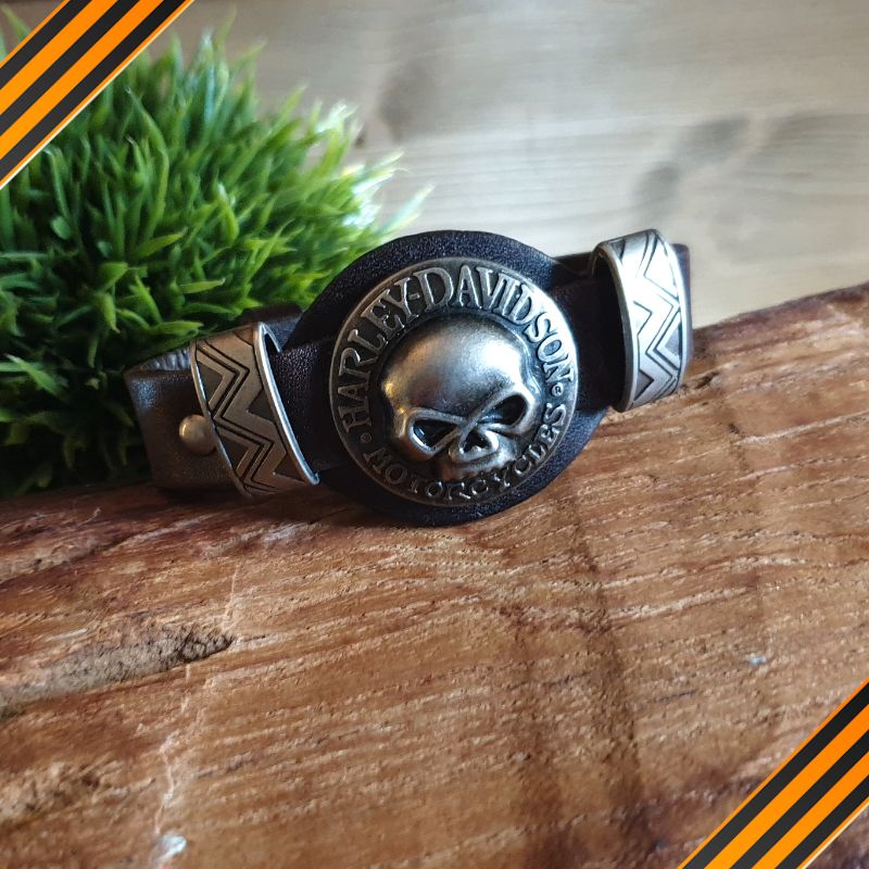 Biker Skull Totenkopf Leder Armband Rocker Lederband braun Neu in Wiesbaden