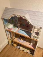 KidKraft Puppenhaus 3 Etagen mit Möbel neuwertig Sachsen - Elstra Vorschau