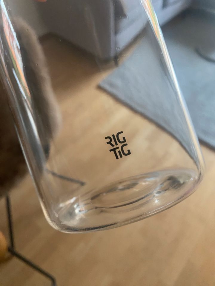 RigTig Wasserkaraffe Cool-It mit Verschluss, 1.5 L Kustermann in München