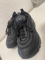 Nike Damen Schuhe Größe 38 zu verkaufen Nordrhein-Westfalen - Solingen Vorschau