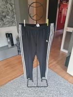 Damen Sport Hose von Adidas in gr.46/48 Niedersachsen - Stade Vorschau