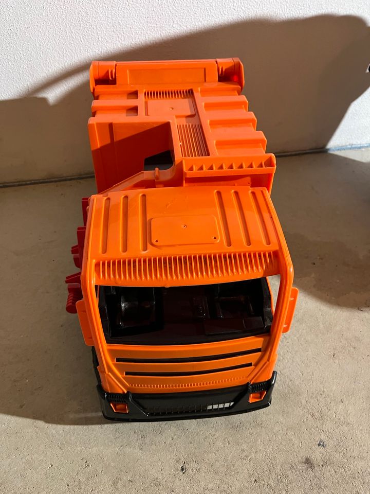 Großes Müllauto Kinderspielzeug in Pförring
