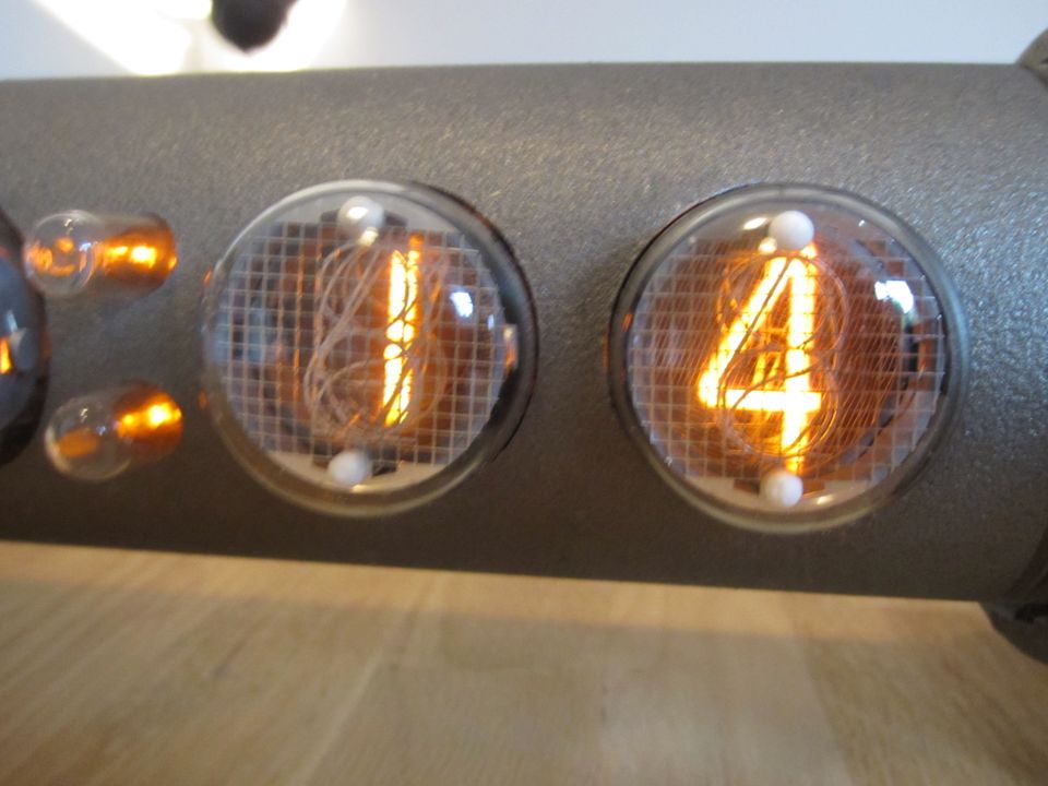 Nixie Tube Röhre IN-4 ИH-4 Set Platine Doppelpunktset NEU in Oldenburg