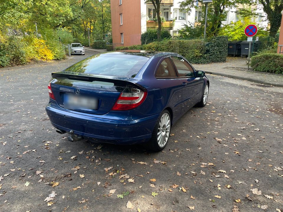 Mercedes Benz CL 230 203 CL Sportcoupé in Hamburg