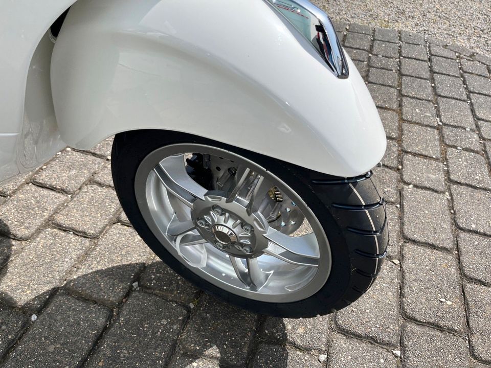 Vespa Primavera 125 E5+ Euro 5+ ABS *NEU* *SOFORT* in Heinsberg