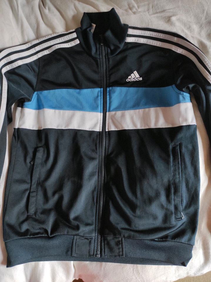 Sportjacke, Trainingsjacke adidas Gr. 152, sehr gut in Herzberg (Mark)