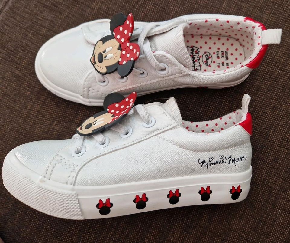 Minnie Mouse Schuhe in Berlin