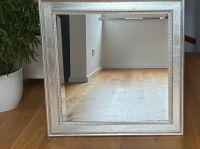 eleganter, verzierter Spiegel . 75x75cm Nordrhein-Westfalen - Minden Vorschau