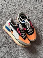 Puma Schuhe Gr 38,5 Niedersachsen - Schöningen Vorschau