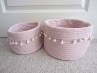 2x Deko Korb ca. 20x20x 13 und 24x24x16 cm rosa mit Bommeln Eimsbüttel - Hamburg Schnelsen Vorschau