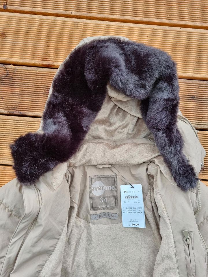 Damen Winterjacke/Übergangsjacke Gr. XS/34 in Magdala