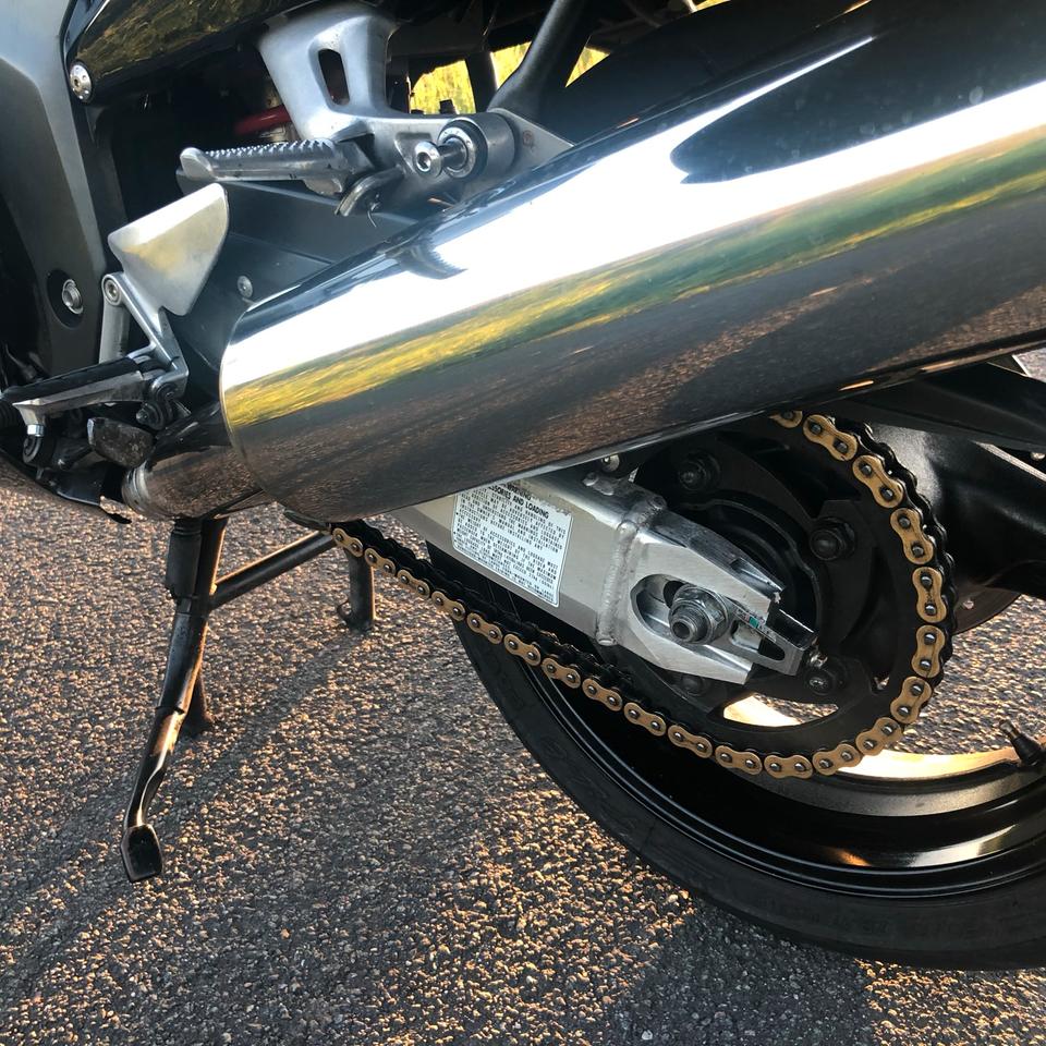 Honda CBR 1100 XX, Blackbird, TÜV,Checkheft, Koffer, Top Zustand in Geratal