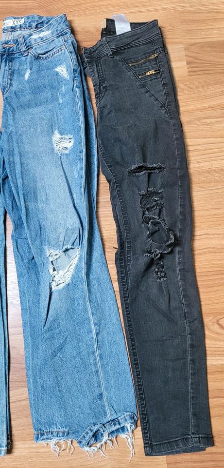 Zara, H&M, c&a 5x Hosen+ 1 Rock, Jeans, Gr. 34 / XS / XXS in Bremen