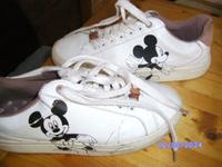 Mickey Mouse Schuhe Gr. 40 Sport Lauf Sneakers Micky Maus Hessen - Neu-Isenburg Vorschau