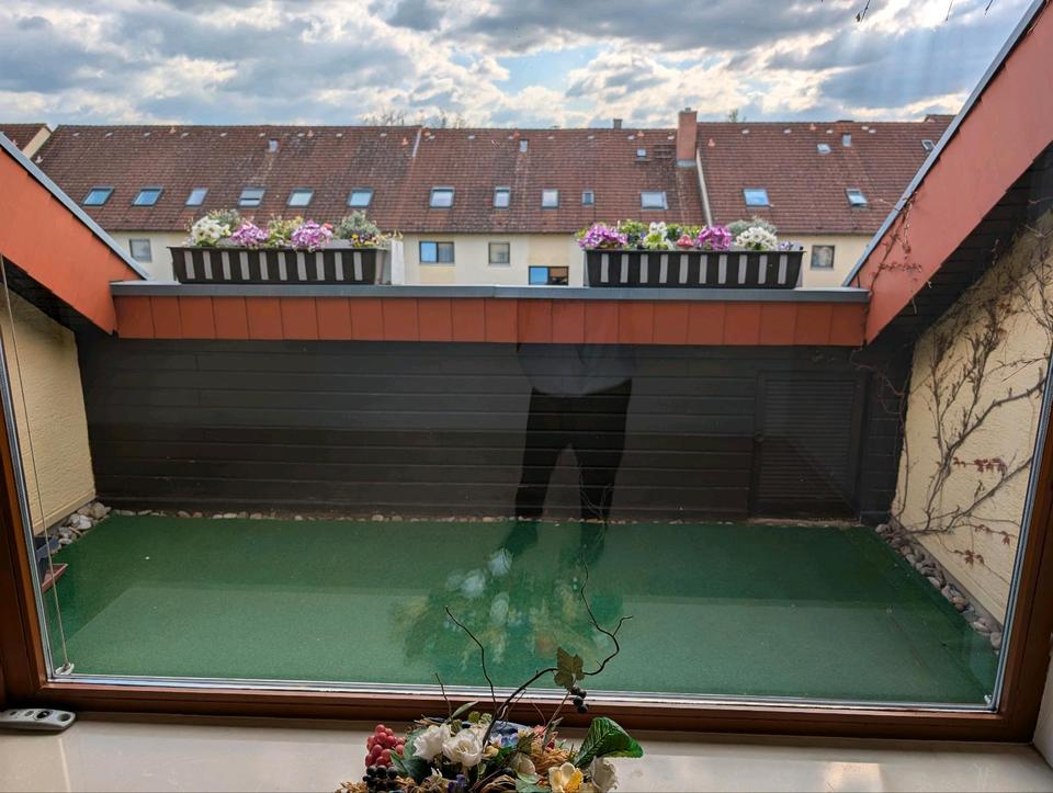 Verkaufe Dachwohnung 2,5 Zimmer mit ausbaubarem Speicher in Mannheim