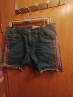 Damen Short Größe 44 Nordrhein-Westfalen - Hückelhoven Vorschau