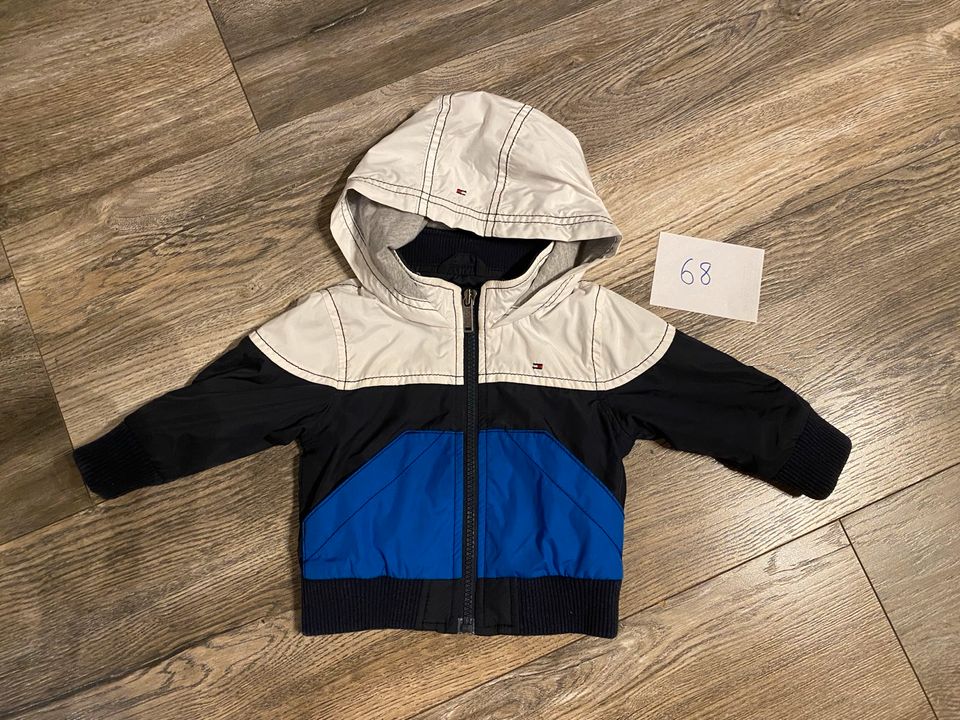 Tommy Hilfiger Baby Jacke Übergangsjacke Gr.68 in Oederan