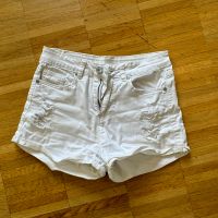 FB Sister (NewYorker) Jeans Shorts S 34 Weiß Nordrhein-Westfalen - Mönchengladbach Vorschau